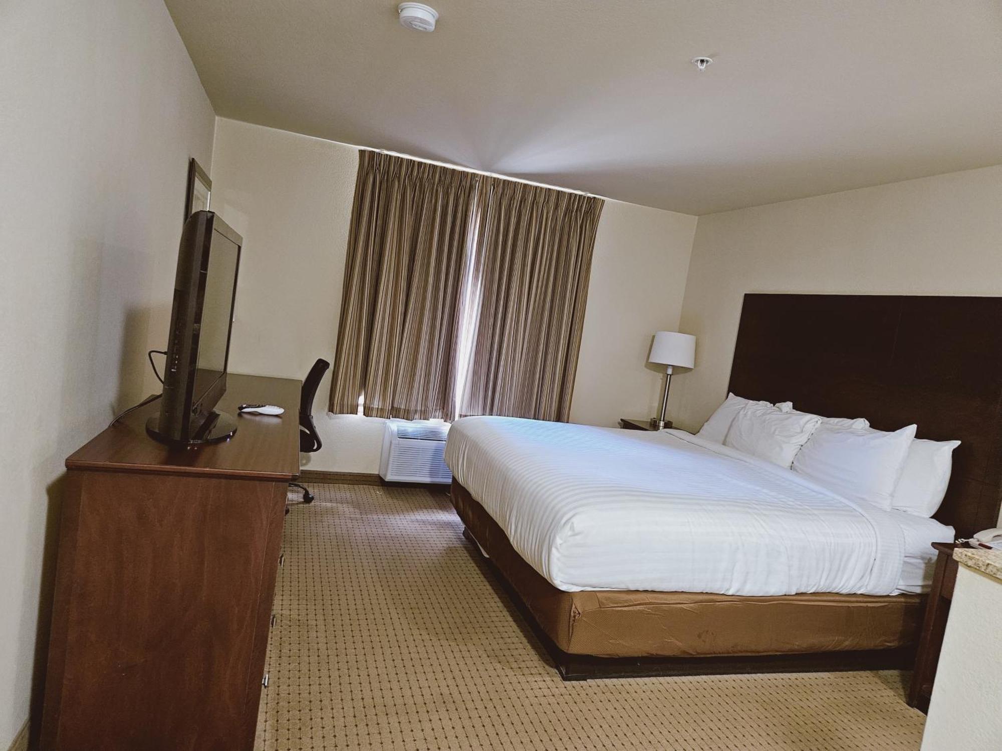 Cobblestone Inn & Suites - Bloomfield Buitenkant foto